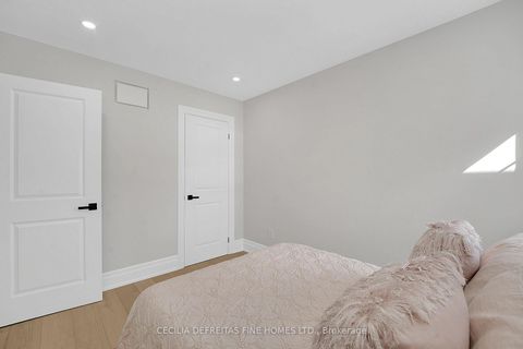 Photo 32 at 109 Alex Campbell Crescent, King City, King