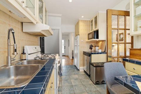 Photo 10 at 32 Kerr Road, Coxwell, Toronto