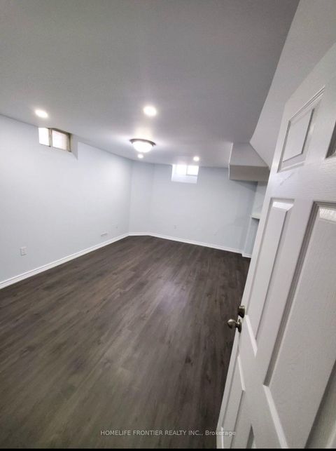 Photo 17 at 150 Maria Antonia Road, Vellore Village, Vaughan