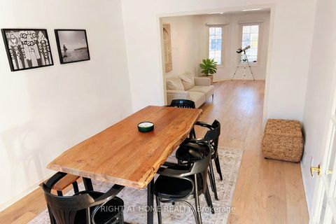 Photo 5 at 94 Afton Crescent, Maple, Vaughan