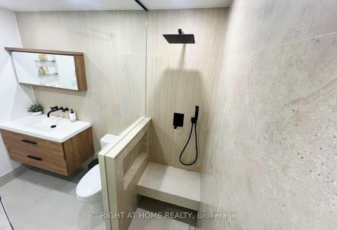 Photo 12 at 94 Afton Crescent, Maple, Vaughan