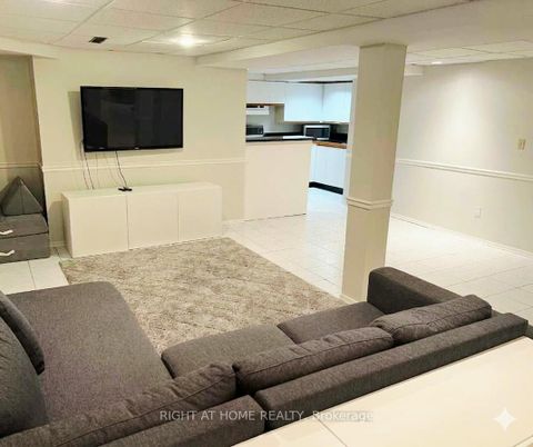 Photo 19 at 94 Afton Crescent, Maple, Vaughan