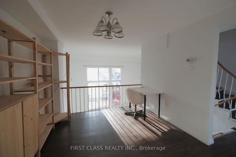 Photo 3 at 10 - 1180 Sandhurst Circle, Agincourt North, Toronto