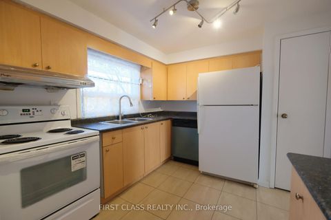Photo 6 at 10 - 1180 Sandhurst Circle, Agincourt North, Toronto