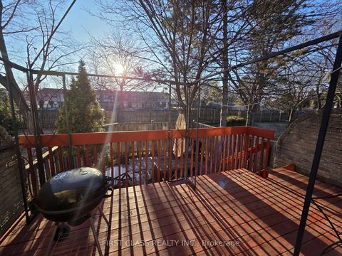 Photo 14 at 10 - 1180 Sandhurst Circle, Agincourt North, Toronto
