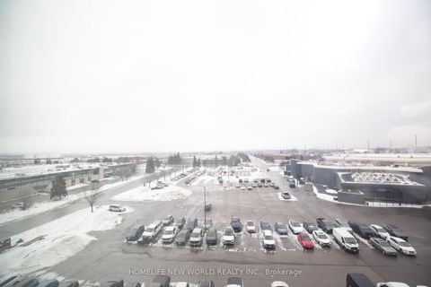 Photo 13 at 527 - 2908 Highway 7 Road, Concord, Vaughan