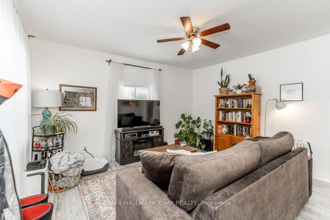 Photo 4 at 960 Gilmore Avenue, Lefroy, Innisfil