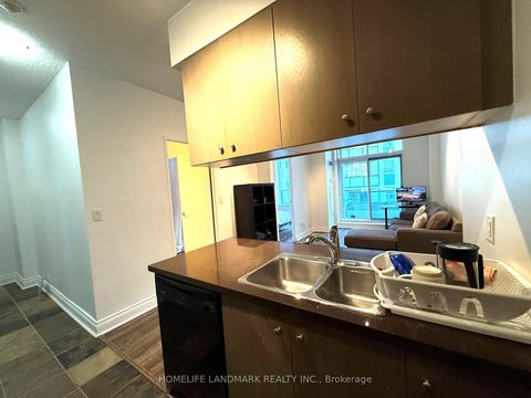 Photo 11 at 311 - 70 Alexander Street, Yonge Corridor, Toronto