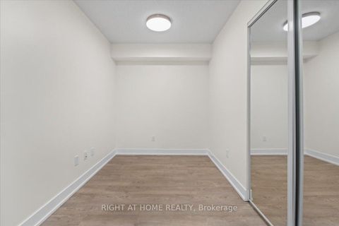 Photo 6 at 521 - 9 Mabelle Avenue, City Centre West, Toronto