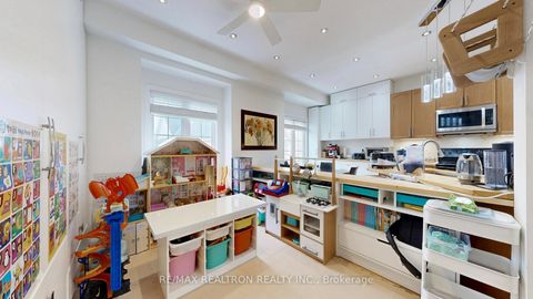 Photo 8 at 56 - 15 Old Colony Road, Oak Ridges Lake Wilcox, Richmond Hill