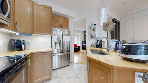 Photo 12 at 56 - 15 Old Colony Road, Oak Ridges Lake Wilcox, Richmond Hill