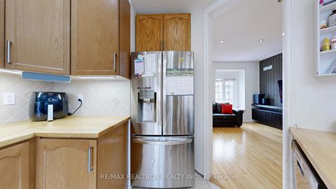 Photo 15 at 56 - 15 Old Colony Road, Oak Ridges Lake Wilcox, Richmond Hill