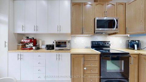 Photo 16 at 56 - 15 Old Colony Road, Oak Ridges Lake Wilcox, Richmond Hill