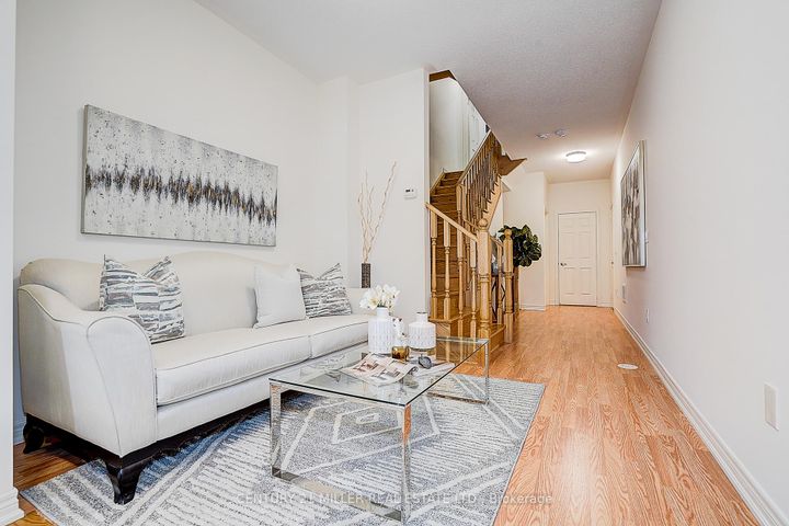 Photo 4 at 465 Manhattan Common, JM Joshua Meadows, Oakville