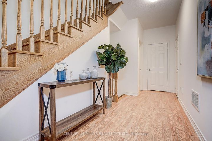 Photo 8 at 465 Manhattan Common, JM Joshua Meadows, Oakville