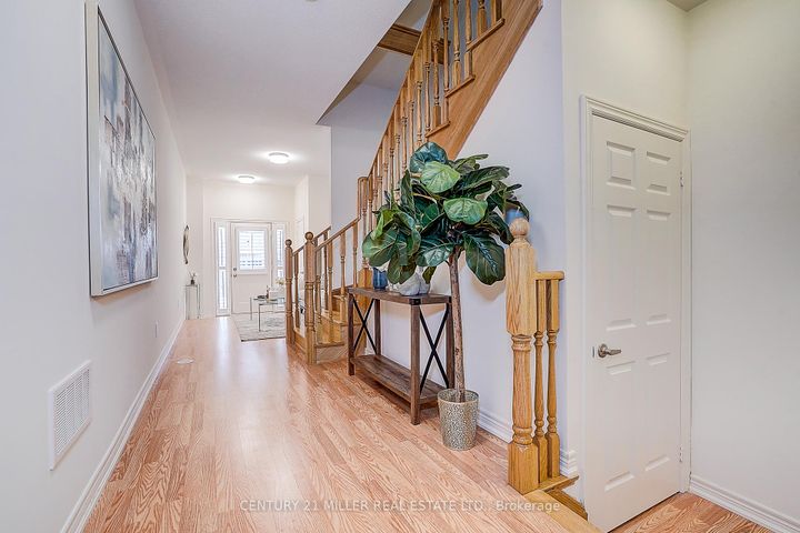 Photo 9 at 465 Manhattan Common, JM Joshua Meadows, Oakville