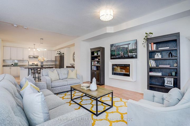 Photo 21 at 465 Manhattan Common, JM Joshua Meadows, Oakville