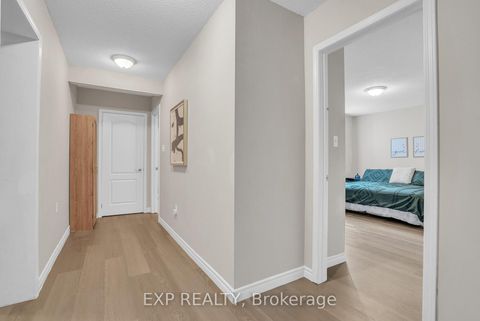 Photo 15 at 8 - 141 Sydenham Wells, Georgian Drive, Barrie