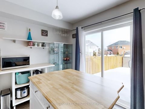 Photo 10 at 62 Crittenden Drive, Keswick South, Georgina