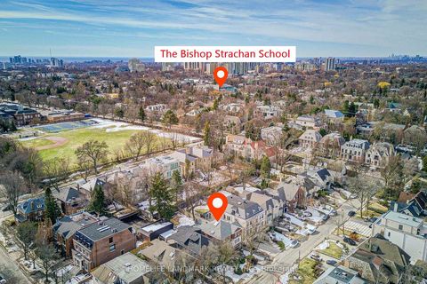 Photo 2 at 7 Killarney Road, Forest Hill South, Toronto