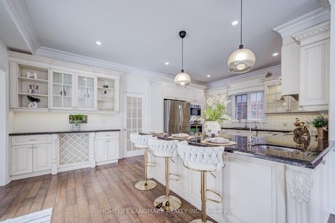 Photo 16 at 7 Killarney Road, Forest Hill South, Toronto