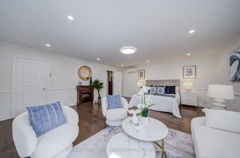 Photo 24 at 7 Killarney Road, Forest Hill South, Toronto