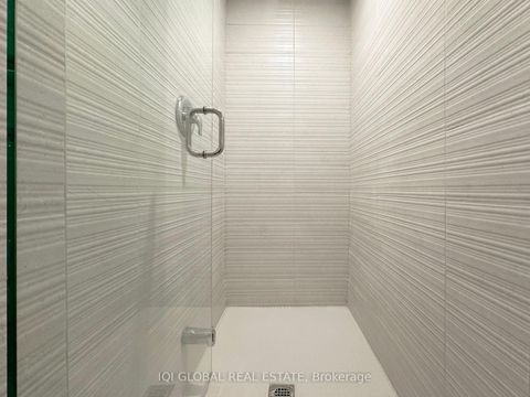 Photo 10 at 1008 - 1655 Palmers Sawmill Road, Duffin Heights, Pickering