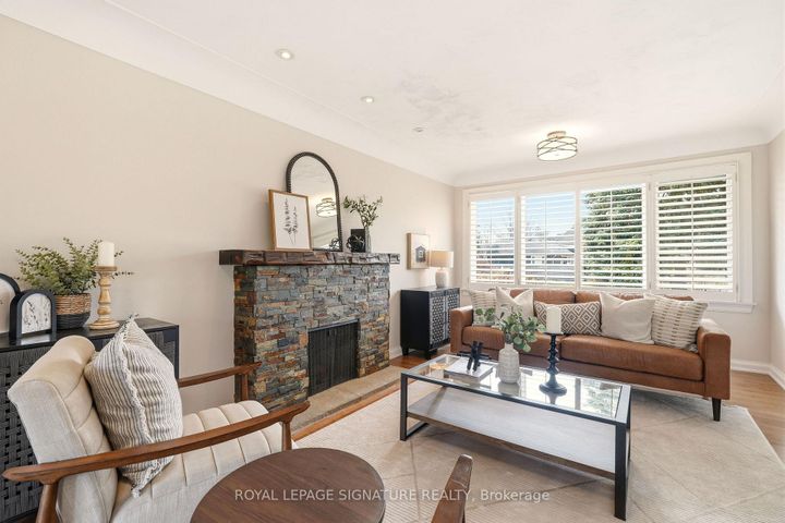 Photo 5 at 45 Crescent Road, CO Central, Oakville