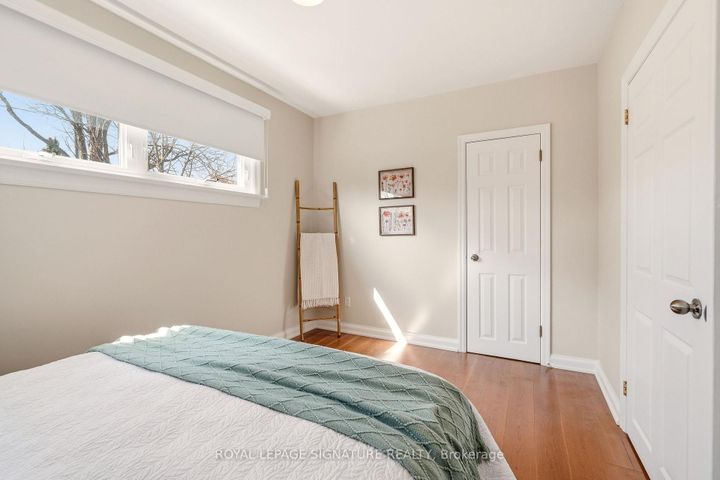 Photo 22 at 45 Crescent Road, CO Central, Oakville