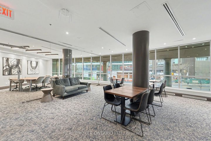 Photo 13 at 911 - 12 Yonge Street, Waterfront Communities C1, Toronto
