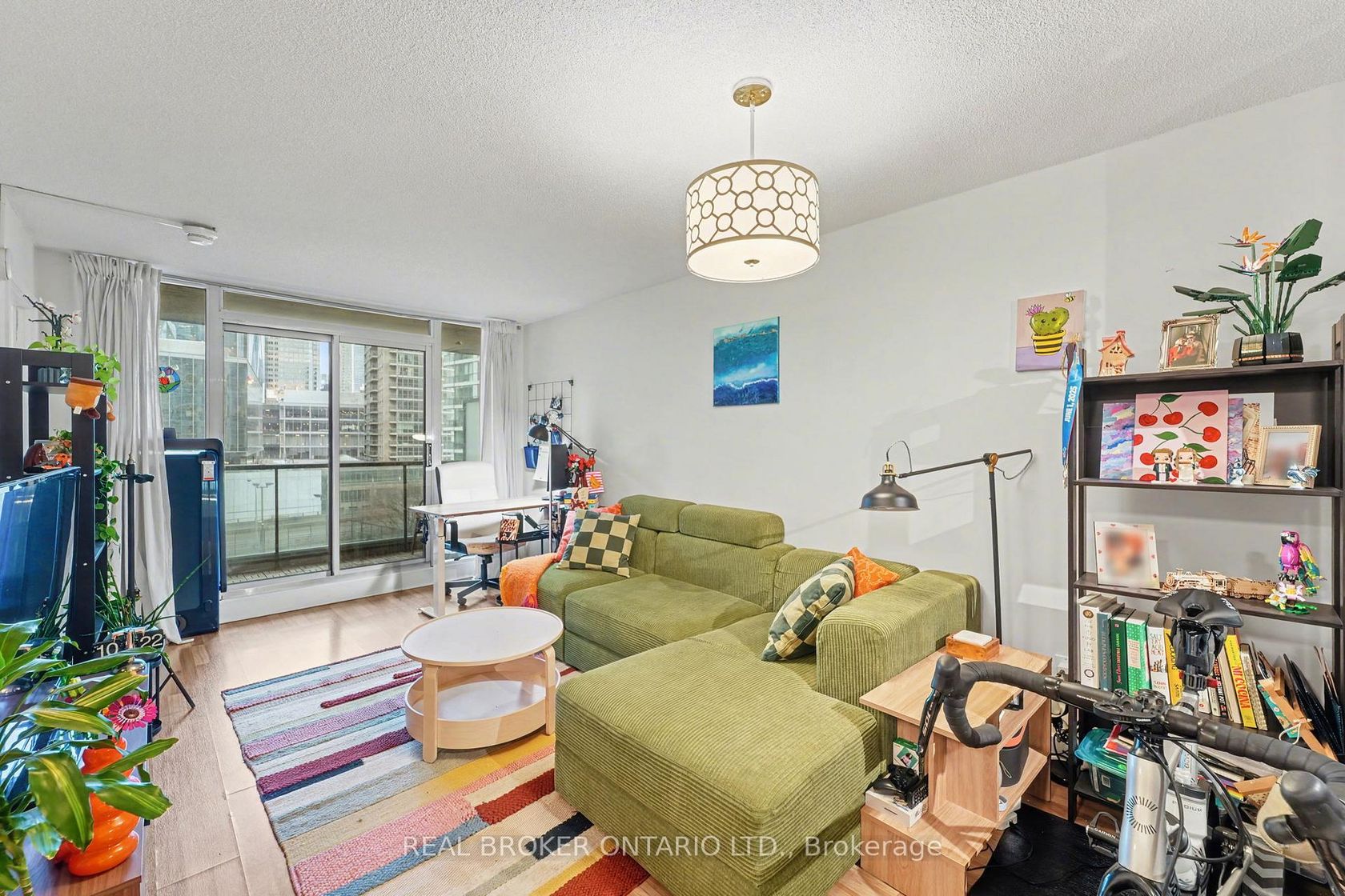 911 - 12 Yonge Street, Waterfront Communities C1, Toronto photo 9