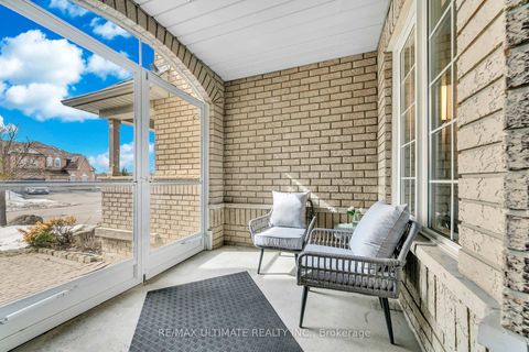 Photo 2 at 8 Kinney Gate, Maple, Vaughan