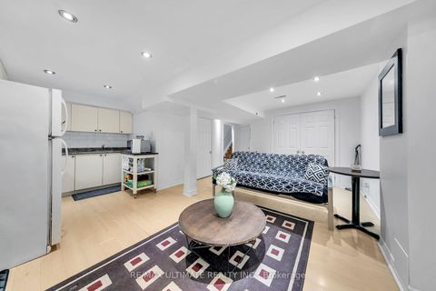 Photo 34 at 8 Kinney Gate, Maple, Vaughan