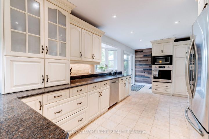 Photo 14 at 4391 Lakeshore Road, Shoreacres, Burlington