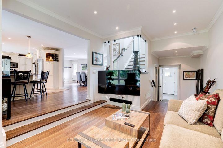 Photo 18 at 4391 Lakeshore Road, Shoreacres, Burlington