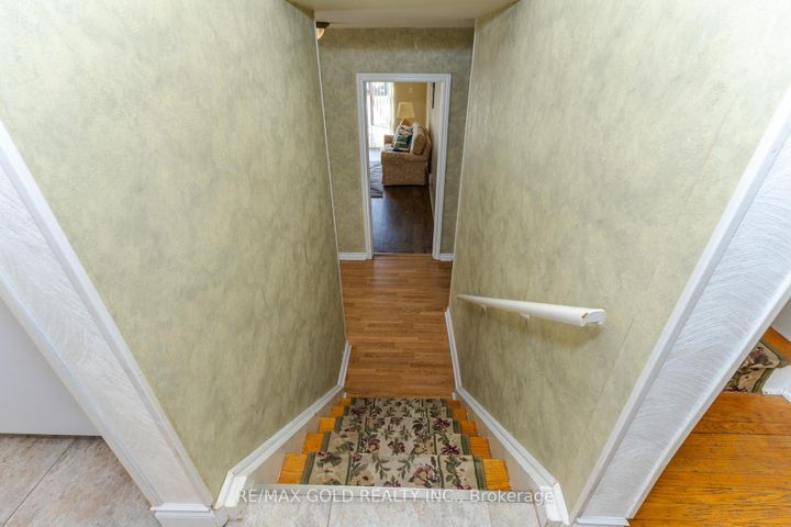 Photo 27 at 7158 Harwick Drive, Malton, Mississauga