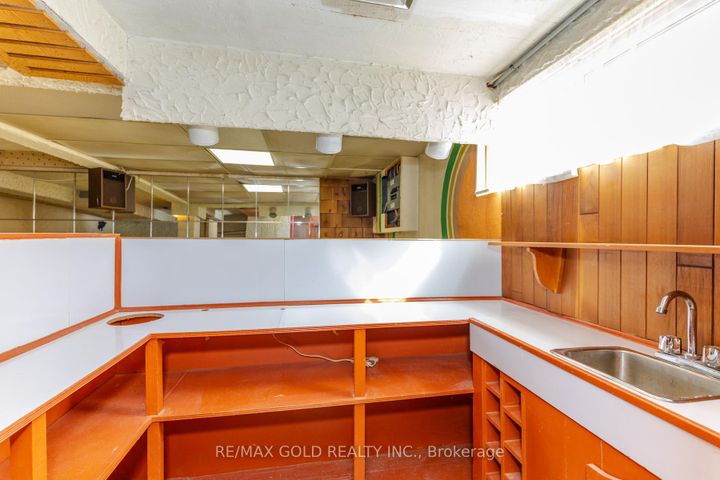 Photo 40 at 7158 Harwick Drive, Malton, Mississauga