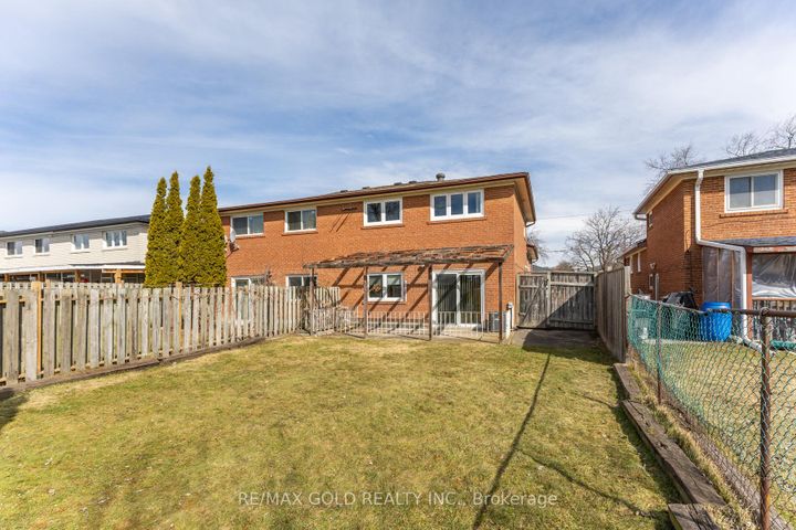 Photo 43 at 7158 Harwick Drive, Malton, Mississauga