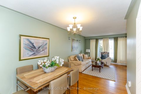 Photo 17 at 7158 Harwick Drive, Malton, Mississauga