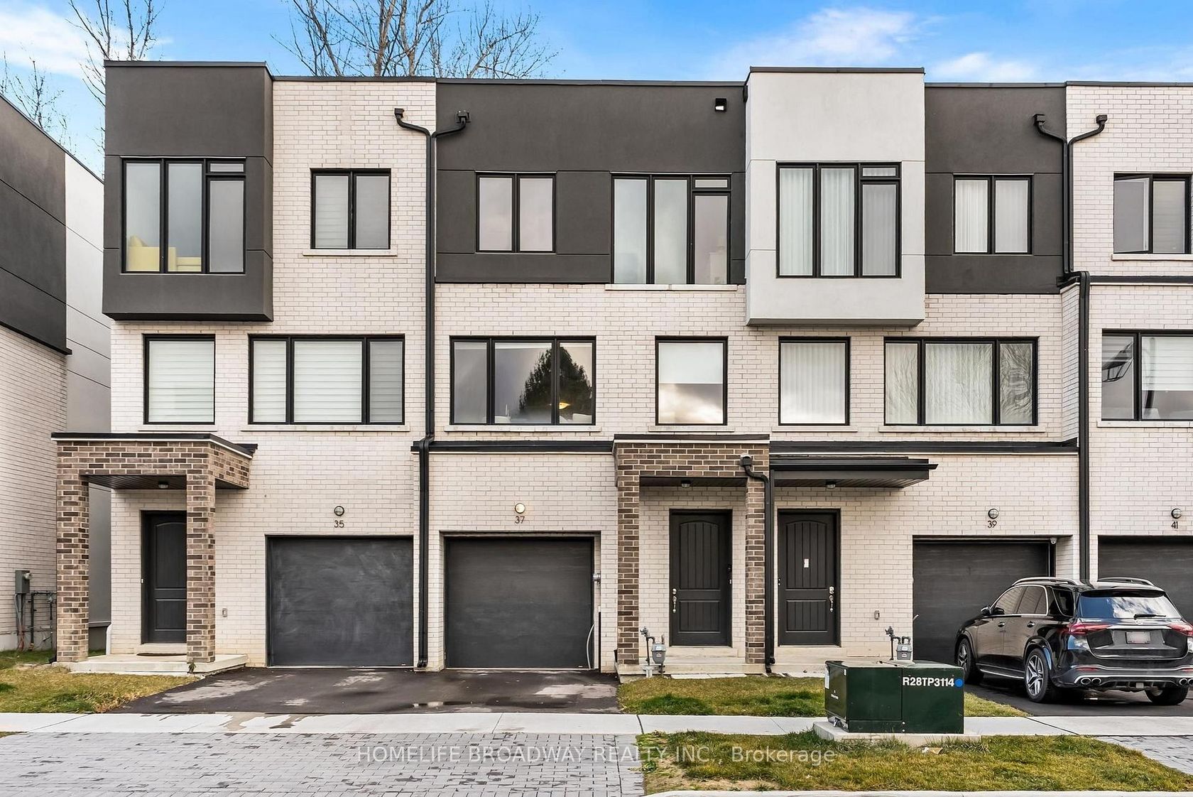 37 Persica Street, Oak Ridges, Richmond Hill 
