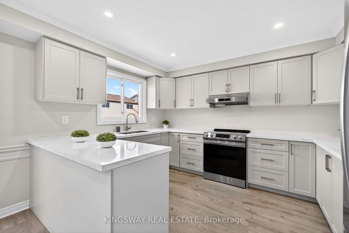 Photo 12 at 325 Salisbury Lane, London, Newmarket