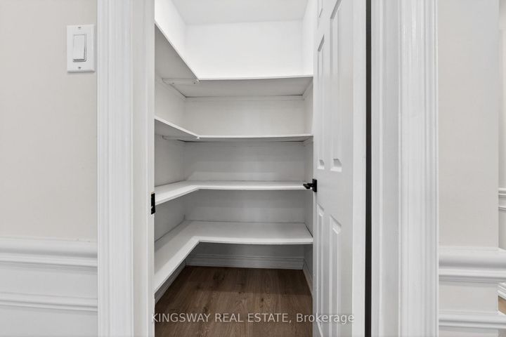 Photo 13 at 325 Salisbury Lane, London, Newmarket