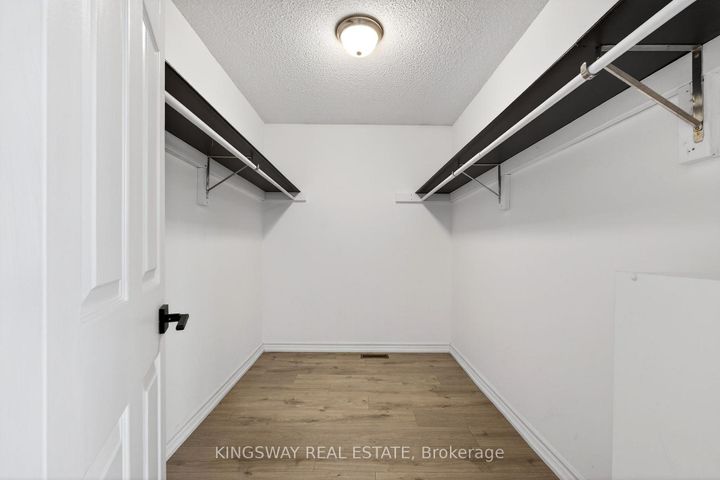 Photo 21 at 325 Salisbury Lane, London, Newmarket