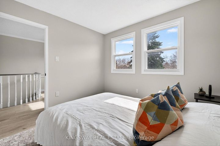 Photo 25 at 325 Salisbury Lane, London, Newmarket