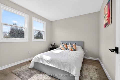 Photo 24 at 325 Salisbury Lane, London, Newmarket