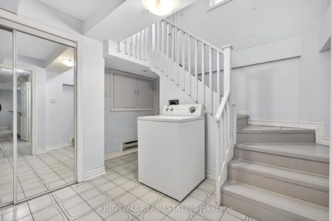 Photo 33 at 325 Salisbury Lane, London, Newmarket