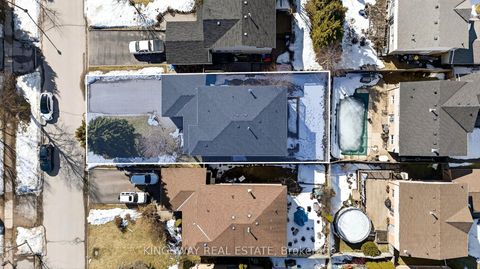 Photo 43 at 325 Salisbury Lane, London, Newmarket