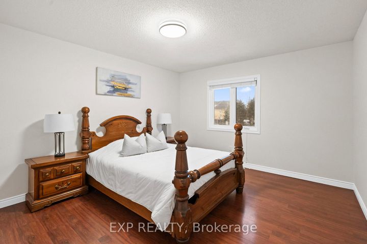 Photo 17 at 54 Holbrook Court, Unionville, Markham