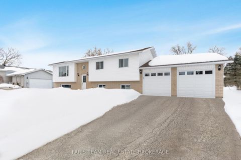 Photo 2 at 10 Surrey Lane, New Lowell, Clearview