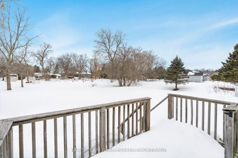 Photo 32 at 10 Surrey Lane, New Lowell, Clearview